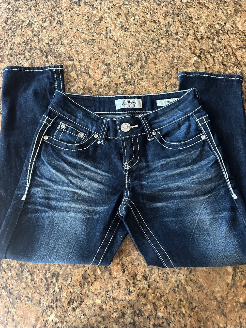Daytrip Virgo, size 25 Inseam 23”